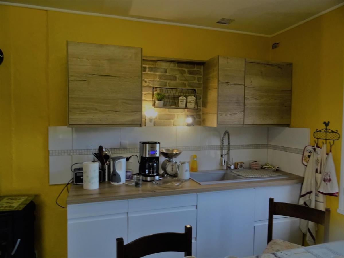 Chambre A La Ferme Chez L'Habitant Besson 外观 照片